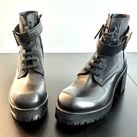McQ Alexander McQueen Liesa Razor Lace Up Boot